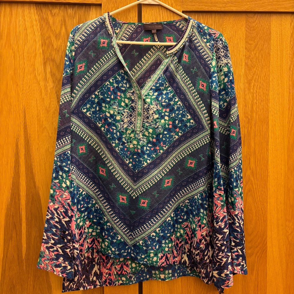 Gorgeous Hale Bob Blouse with vibrant colors Size L